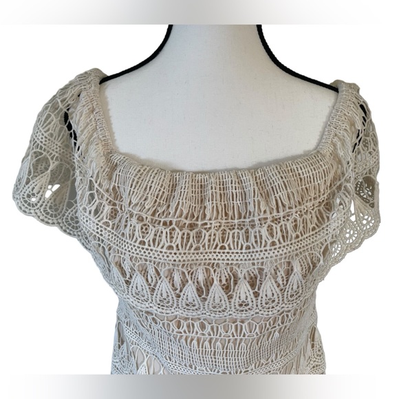 Champagne and Strawberry - Crotchet Dress - Picture 4 of 11